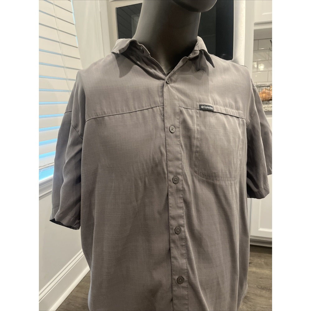 Columbia Mens XL Gray Button Up Short Sleeve Shirt Polynosic Modal Outdoor